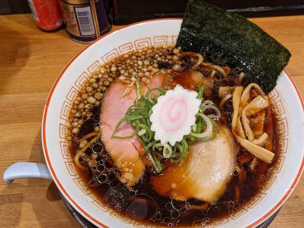 「黒中華そば」@清麺屋の写真