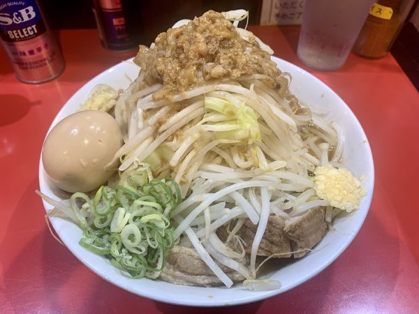 「豚玉ラーメン小1020円」@用心棒 市ヶ谷飯田橋の写真