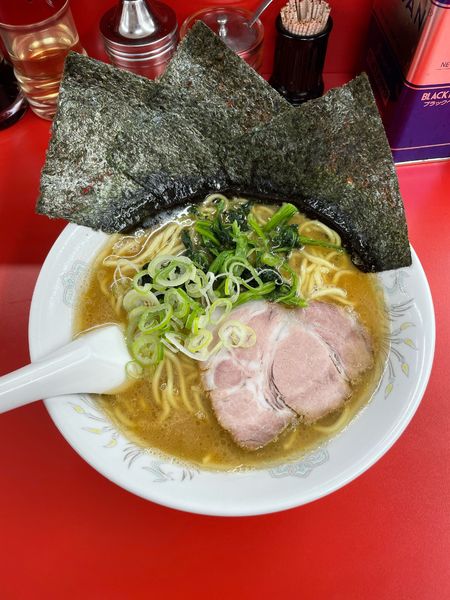 「太麺ラーメン(680円)」@鹿島家 黄金町店の写真