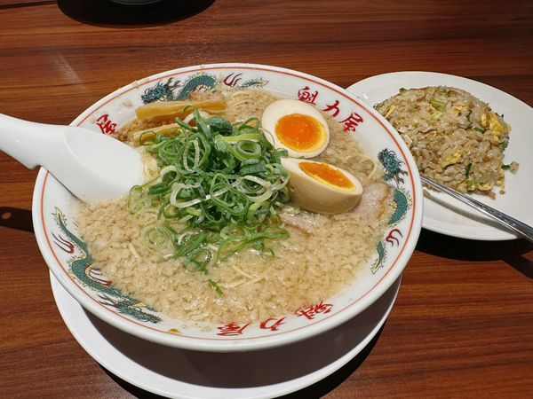 「特製醤油ラーメン」@ラーメン魁力屋 御殿場店の写真