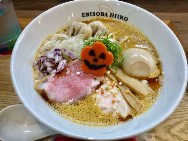 「超濃厚カレーえびそば+わんたん+味玉+チーズリゾット」@えびそば 緋彩の写真