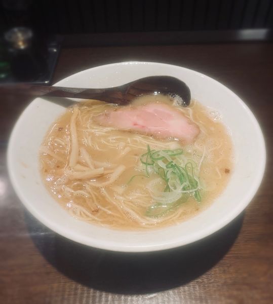 「博多らぁめん（￥780）」@麺処 むささんじんの写真