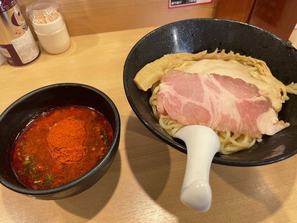 「から辛冷製つけ麺　鬼辛」@らぁ麺 みうらの写真