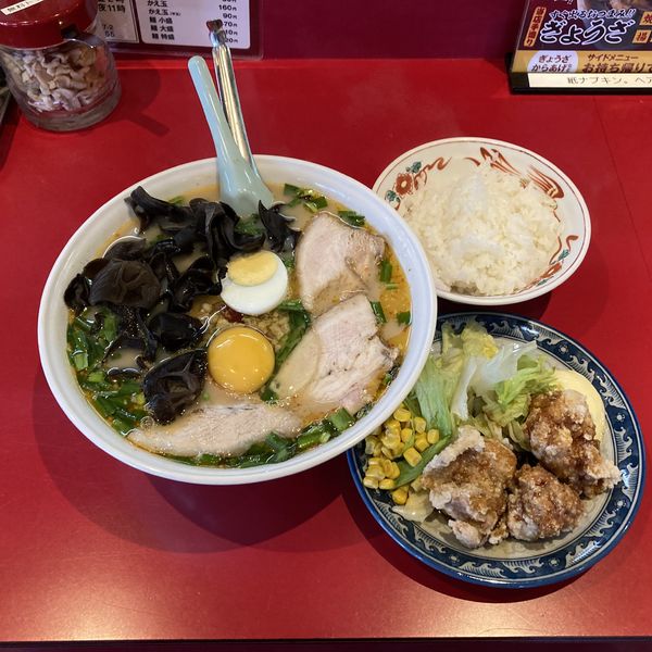 「とんこつ四川にんにく」@ラーメン宝塔 豊川店の写真