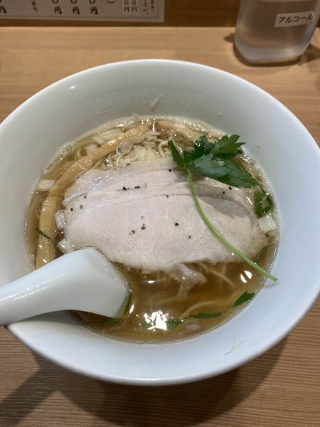 「【数量限定】トビウオの塩らーめん　１０５０円」@らぁ麺 はやし田 横浜店の写真