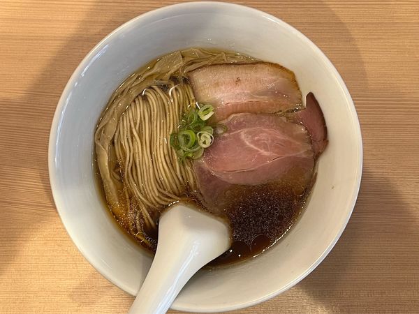 「醤油らぁ麺」@麺屋 なおとの写真