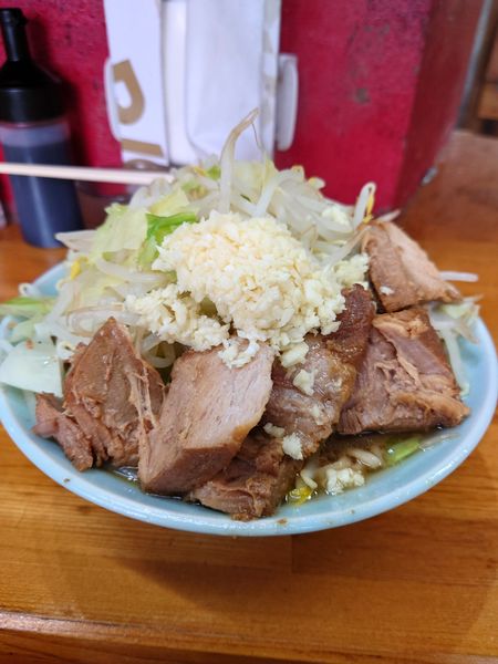 「チャーシュー麺　野菜マシ  ニンニク」@ラーメン髭の写真