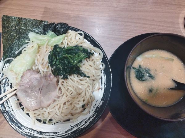 「味噌つけ麺」@横浜家系ラーメン 小作大和家の写真
