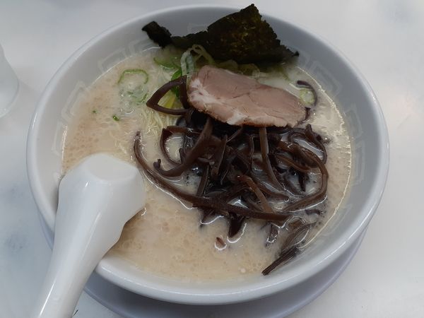 「ラーメン,替玉」@博多天神 渋谷南口店の写真