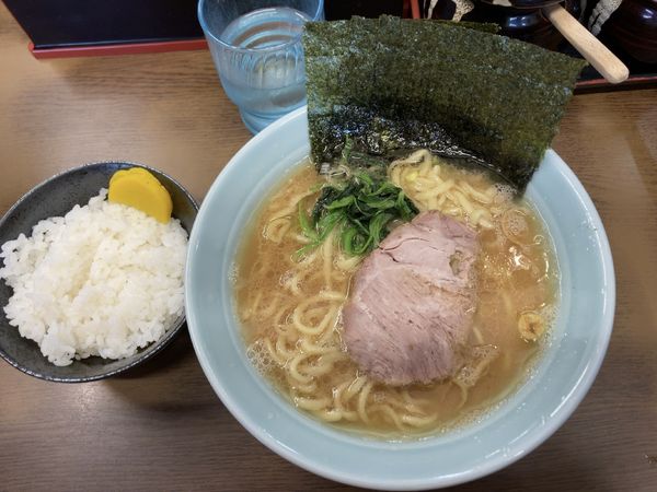 「ラーメン並　ライス」@寿々㐂家の写真