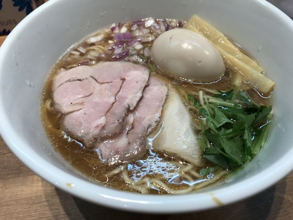 「貝と牛の中華そば（醤油」@貝そばもぉむの写真