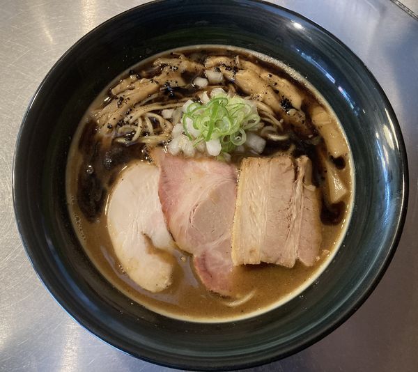 「【限定】濃厚鰹BLACK　1100円」@Bonito Soup Noodle RAIKの写真