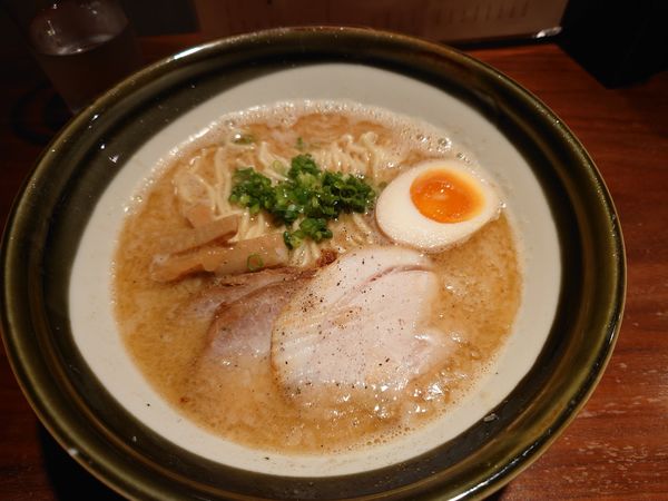 「鶏白湯中華そば」@麺処ほおずきの写真