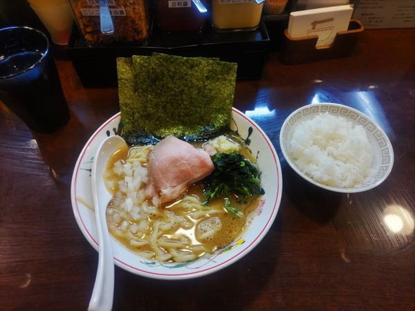 「豚骨醤油ラーメン」@こいけのいえけいの写真