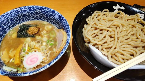 「つけ麺  チャーシュートッピング」@六厘舎の写真