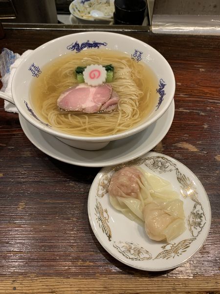 「中華そば+ワンタン(肉1+エビ1)」@中華蕎麦にし乃の写真