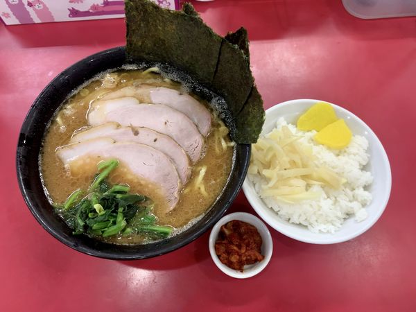 「チャーシューメン並1,000円＋ライス150円」@杉田家 千葉祐光店の写真