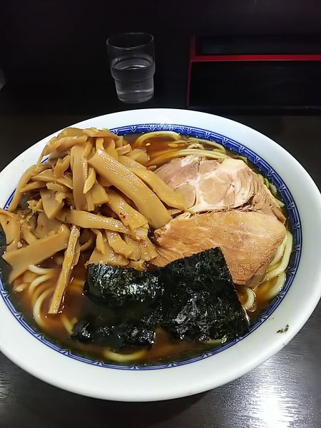 「ラーメン中盛メンマ」@中華そば べんてんの写真