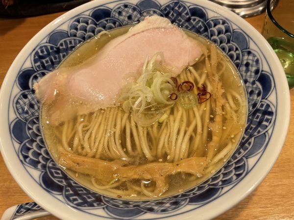 「塩そば」@中華蕎麦 時雨 コレットマーレ桜木町店の写真