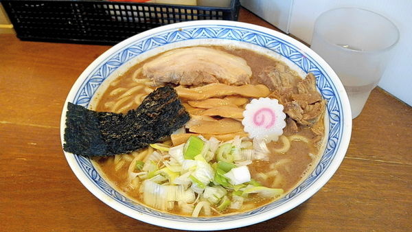 「中華そば（麺大盛り無料）」@つけめん 桜の如くの写真