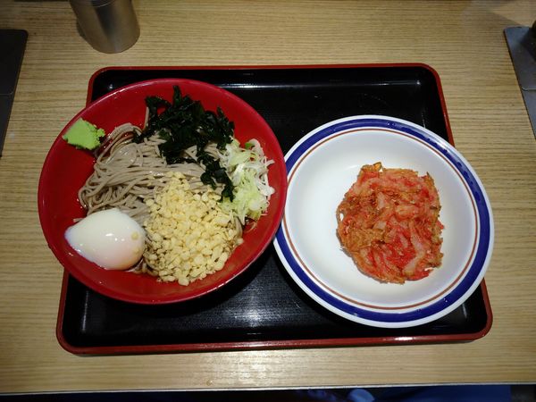 「朝そば（冷）＋紅ショウガ天」@名代富士そば 五反田店の写真