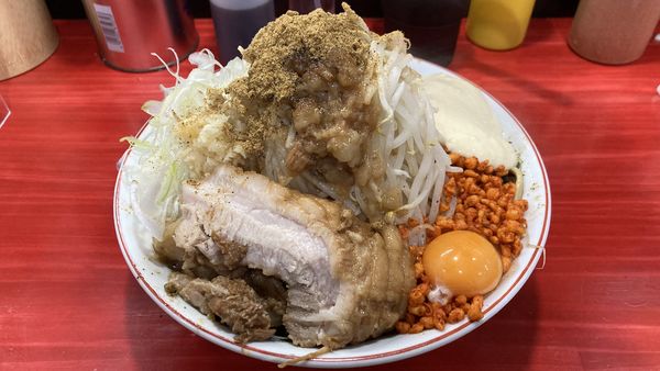 「まぜそば」@ラーメン鷹の目 明大前店の写真