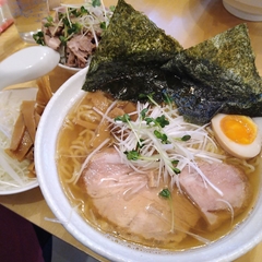 中華そば すするの画像