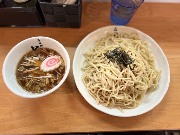 「つけ麺中盛(300g) [限定麺 全粒粉入り]900円」@石神井とらの写真