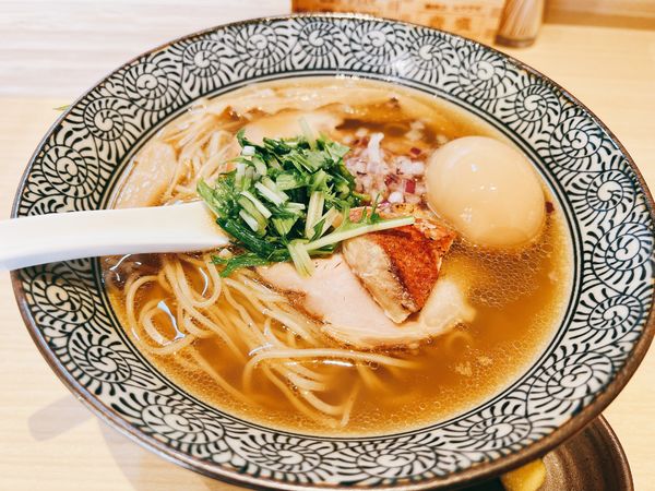 「味玉 金目鯛塩そば」@地鶏と蟹 中華そば 榊の写真