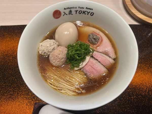 「特製ポルチーニ醤油らぁ麺」@入鹿TOKYOの写真