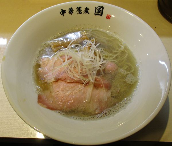 「塩煮干蕎麦　900円」@中華蕎麦 國の写真