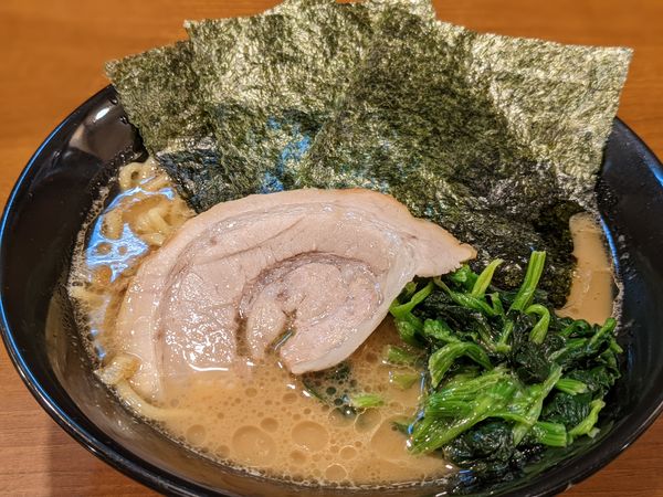 「濃厚豚骨ラーメン　750円」@歩家の写真