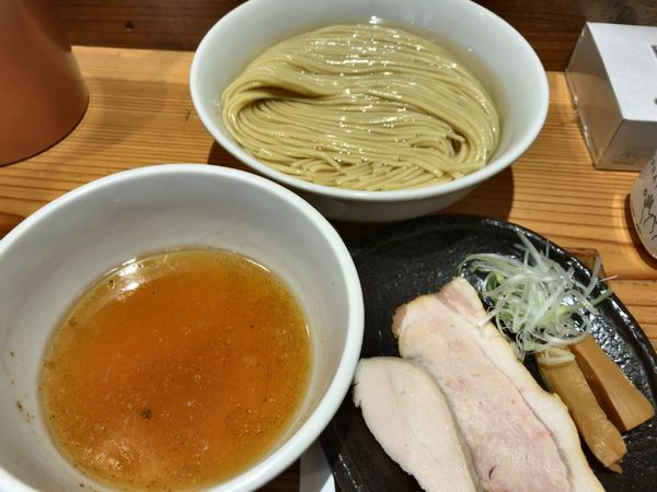 「つけ麺300g（塩）➕かき油」@麺屋鈴春の写真