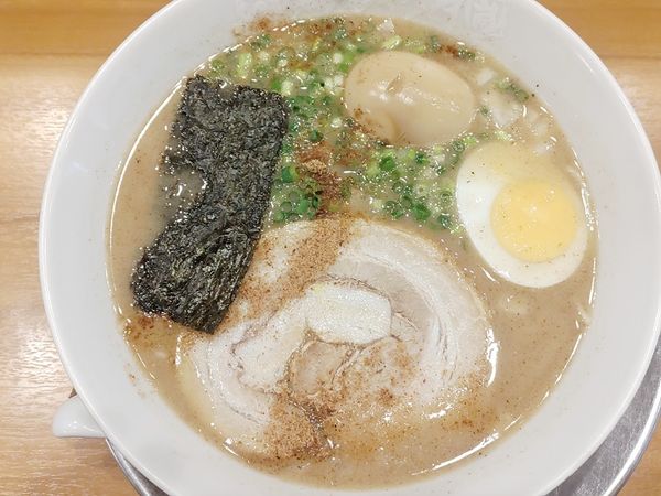 「豚そば銀次郎＋味玉」@らあめん花月嵐 亀戸北口店の写真