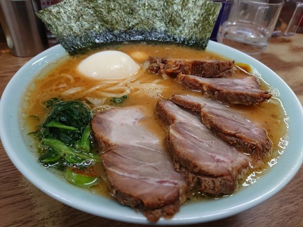 「チャーシューめん」@ラーメン壱六家 磯子本店の写真