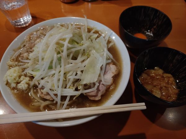 「豚300」@麺屋 長次郎の写真