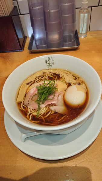 「特製醤油ラーメン」@らぁ麵 はやし田 相模原鵜野森店の写真