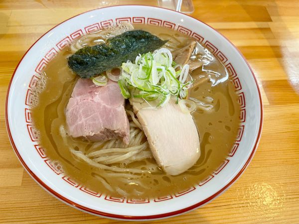 「濃厚煮干しそば 塩」@中華そば あら井商店の写真