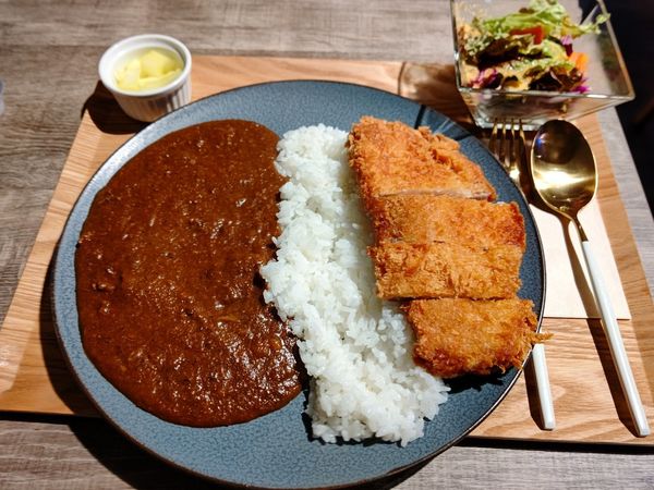 「ロースカツカレー(並盛・230g)900円」@Royal Curryの写真