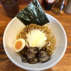 汁なし(並)200g 700円