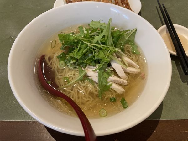 「鶏そば(大盛)・餃子」@好麺の写真