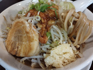 「ミニラーメン200g(750)」@豚星の写真