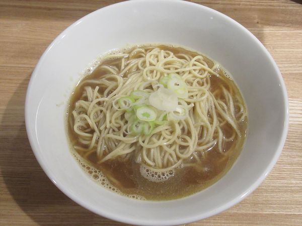 「中華そば　小（650円）」@自家製麺 伊藤 神田店の写真