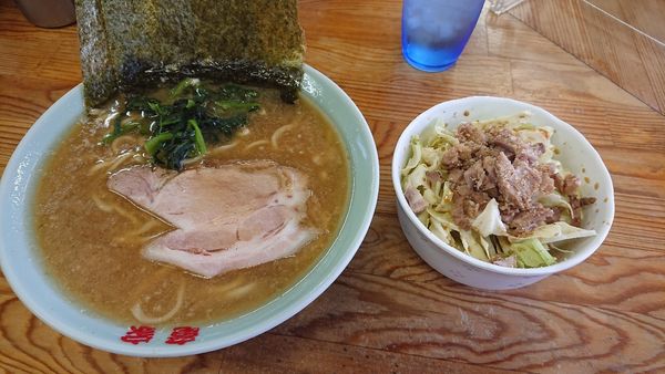 「令4・10・22ラーメン+キャベチャ(700円+100円)」@ラーメン竜家 六角家姉妹店の写真
