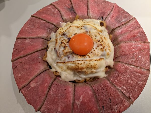 「肉チーズ担担麺」@KOBE ENISHI担担麺 エニシスタンドの写真