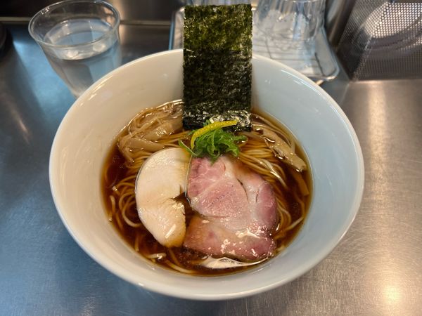 「鰹醤油らぁめん930円」@Bonito Soup Noodle RAIKの写真