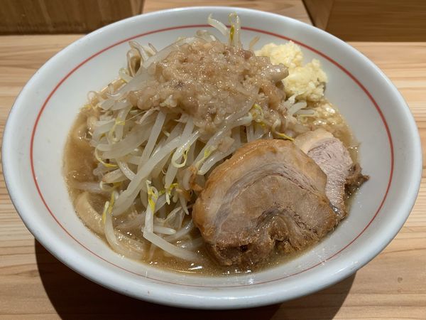 「ラーメン小 全マシ」@眞久中の写真