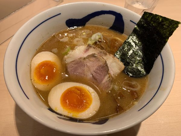 「濃厚特製らーめん」@つじ田 渋谷フクラス店の写真