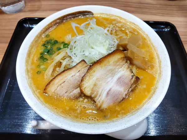 「辛味噌拉麺(2辛)大盛り」@札幌味噌拉麺 かけるの写真