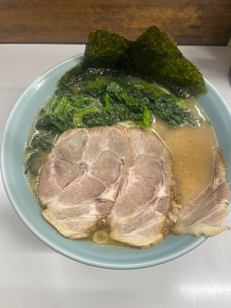 「ラーメン大(1000円)+チャーシュー増し(200円)+ほうれん」@横浜家系ラーメン 楊喜家の写真